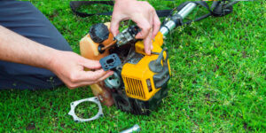 Read more about the article Maintaining Your Brush Cutter for Maximum Performance and Longevity