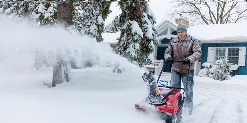 You are currently viewing Tips for Safely Operating a Snow Blower