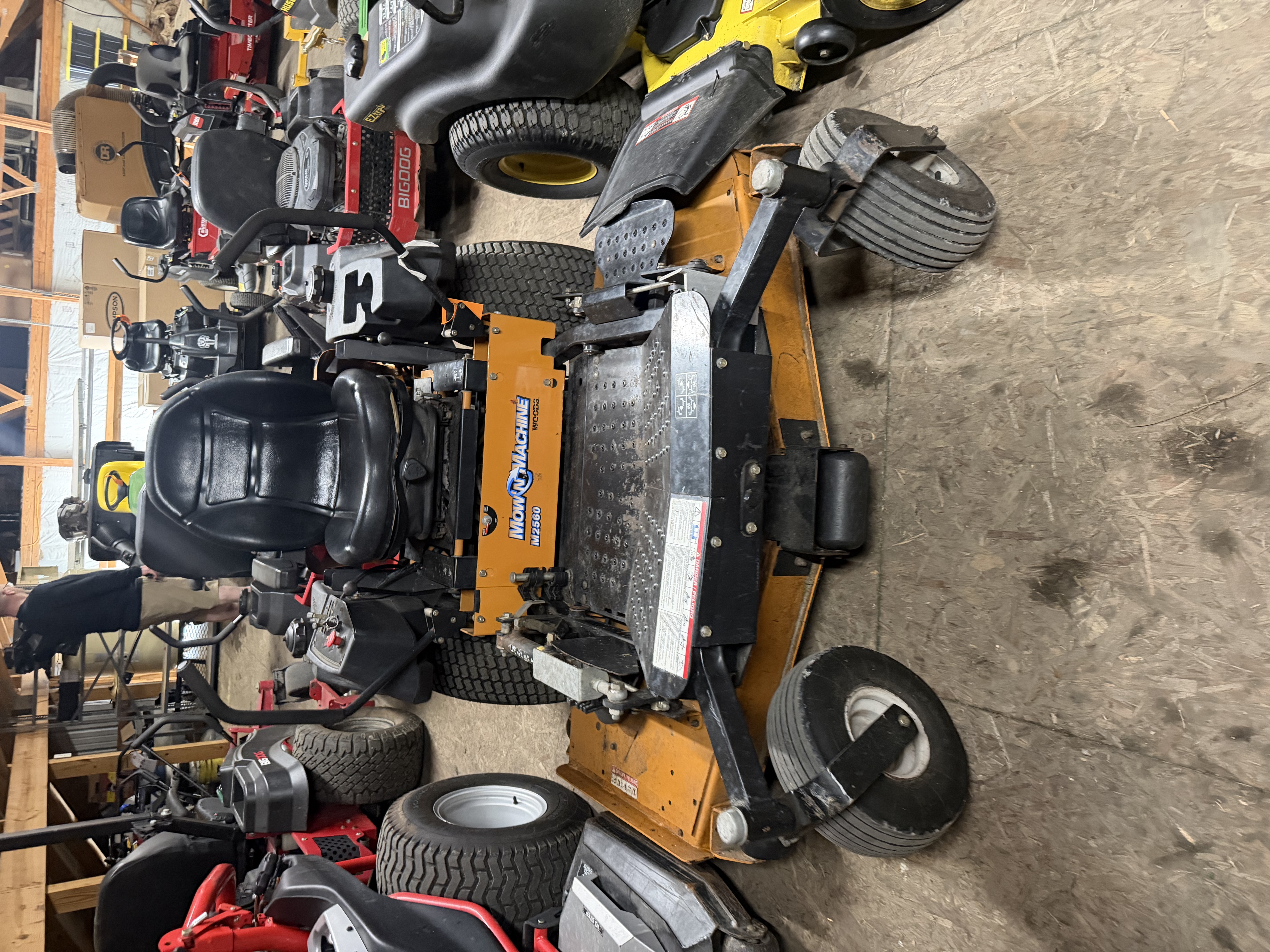 2002 Woods M2560 Lawn Mower